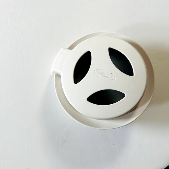 The Pampered Chef Close & Cut Set - Picture 1 of 8